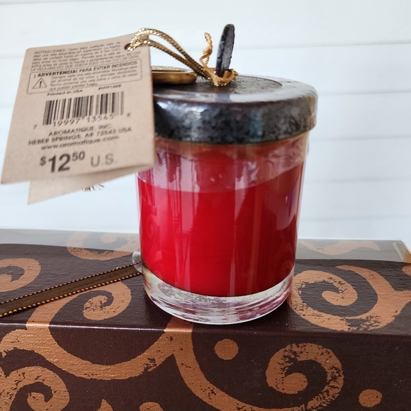 Aromatique red candle - Picture 2 of 5